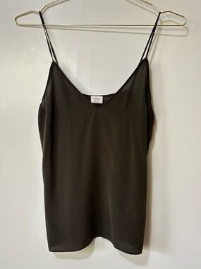 Wilfred| Aritzia| Dark Olive Green V-Neck Silky Layering Cami Blouse Sz XXS